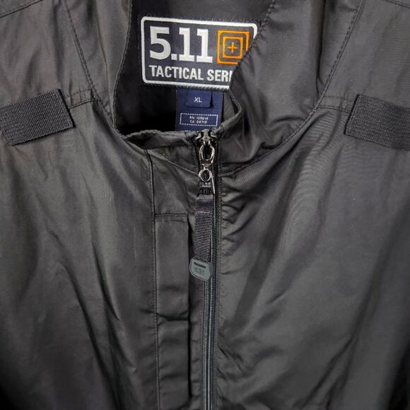 5.11 Tactical Series Long Sleeve Full Zip Mock Neck Windbreaker Jacket XL - Picture 4 of 7